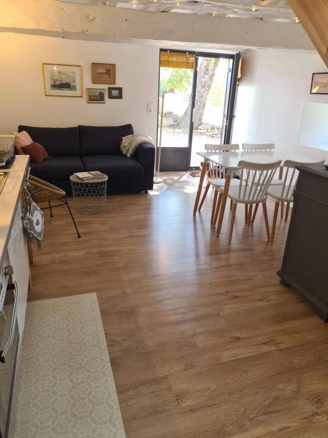 Charmant Logement A La Campagne Gazaupouy Exterior photo